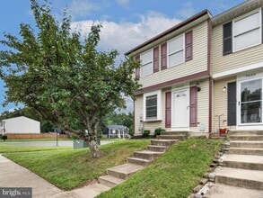 Building Photo - 7648 Fairbanks Ct