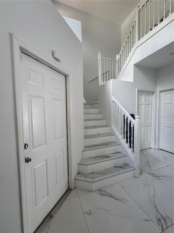 Foto del edificio - 2047 Meadow Pond Way
