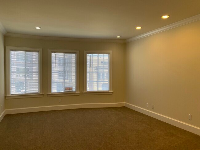Living Room - 2359 20th Ave