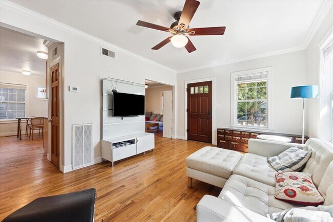 Foto del edificio - 4102 Avenue A