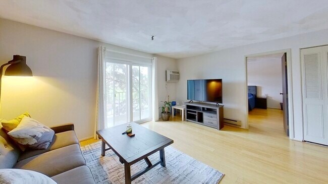 Foto del edificio - 115 W Squantum St