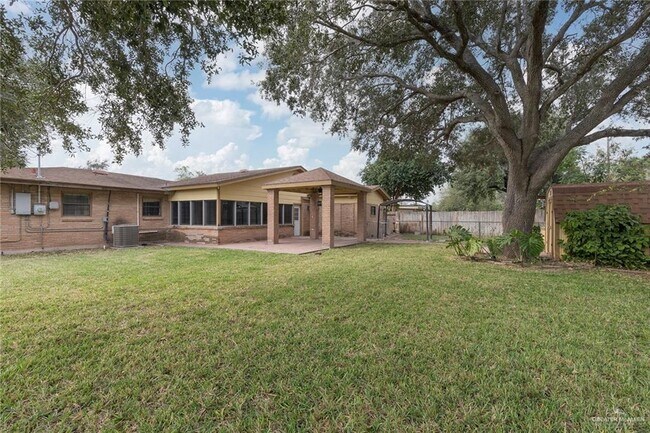 Foto del edificio - 17 Whitewing Ave