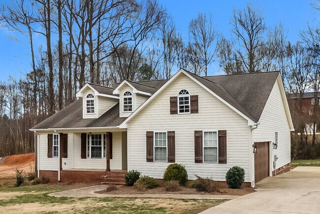 Foto del edificio - 104 Farmwood Dr