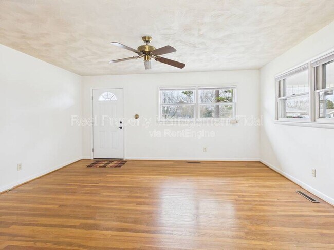 Foto del edificio - 47 Beaconsdale Ln