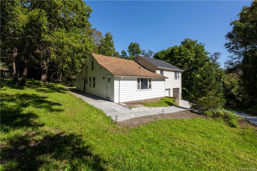 Primary Photo - 257 White Pond Rd