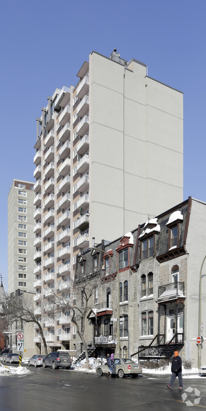Building Photo - Place Sussex
