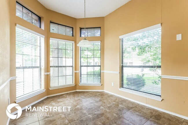 Foto del edificio - 6412 Woodcreek Trail
