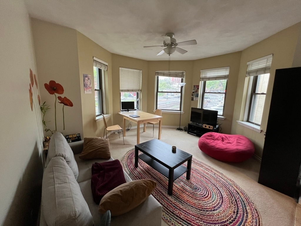 Photo - 1427 Commonwealth Ave (Boston, MA)