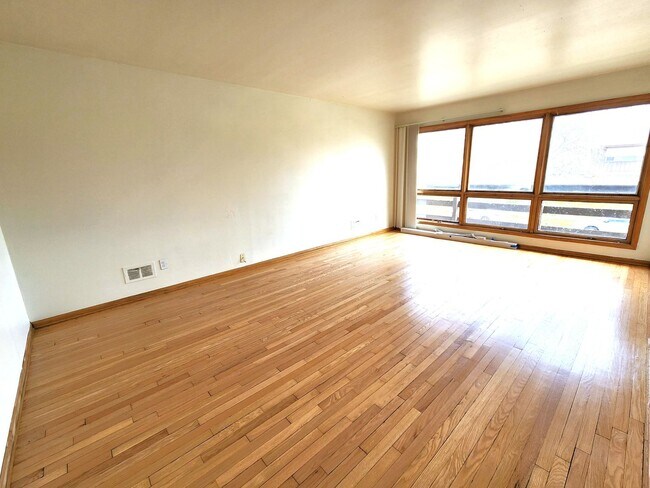 Foto del edificio - 4309 N 91st St