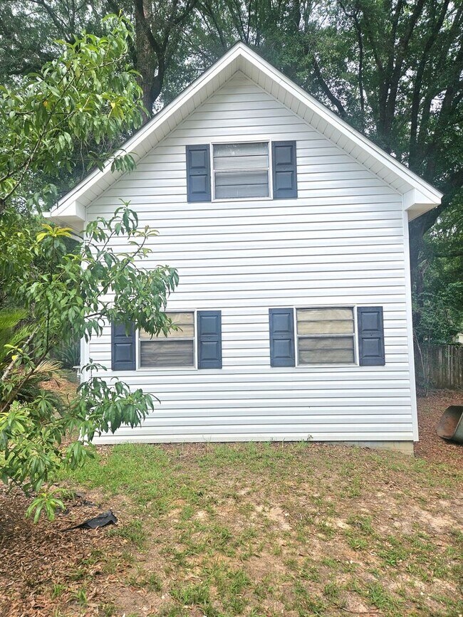 Foto del edificio - Great 3BR/3BTH House in Dothan with Pool!
