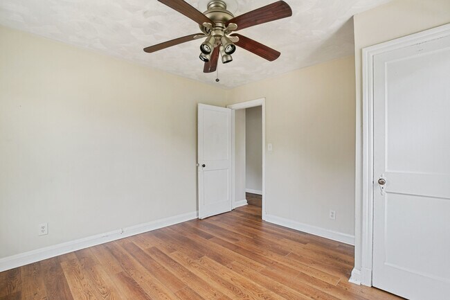 Foto del edificio - 1659 Northgate Rd