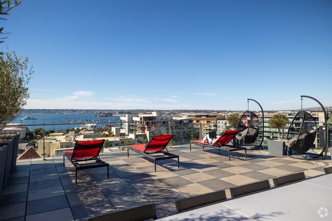 Building Photo - Vici Luxury Apartments