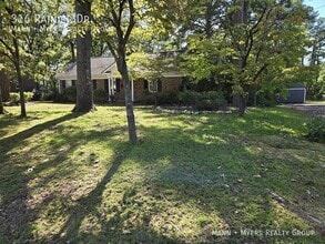 Building Photo - 316 Rainier Dr