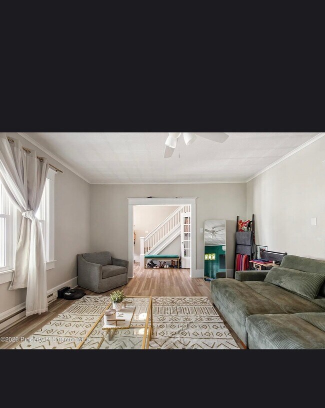 Foto del edificio - 1175 W Elm St