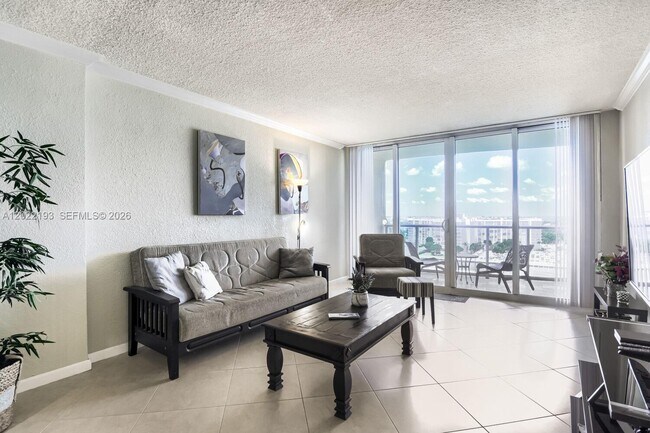 Building Photo - 2501 S Ocean Dr
