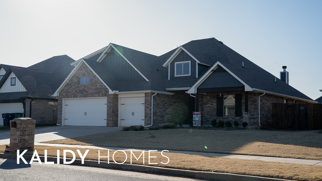 Building Photo - 801 Red River Dr