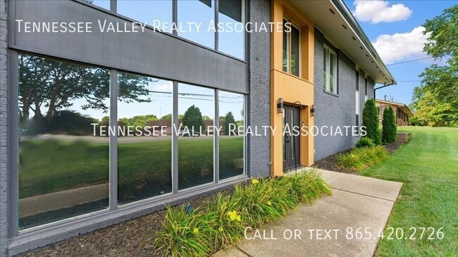 Building Photo - 813 N Cedar Bluff Rd