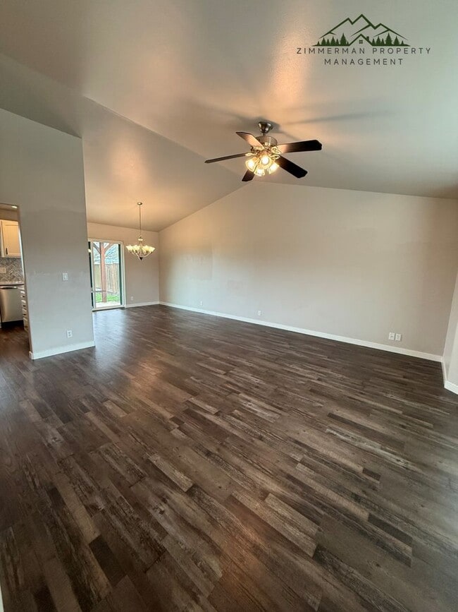 Foto del edificio - 3-bedroom, 2-bathroom home located in the heart of Harrisburg