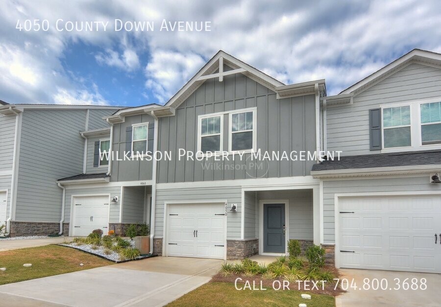 Foto principal - 4050 County Down Ave