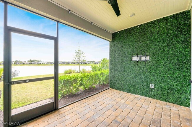 Foto del edificio - 2179 Yellowfin Cir