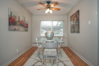 Building Photo - 3814 Gilbert Dr