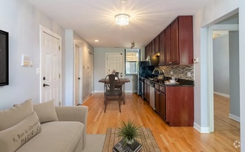 Building Photo - 5003 S Prairie Ave