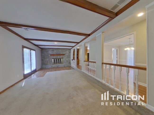 Foto del edificio - 5823 Williamsburg Dr NW