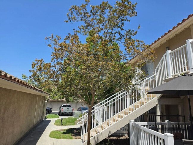 Foto del edificio - 19801 Meadow Ridge Dr