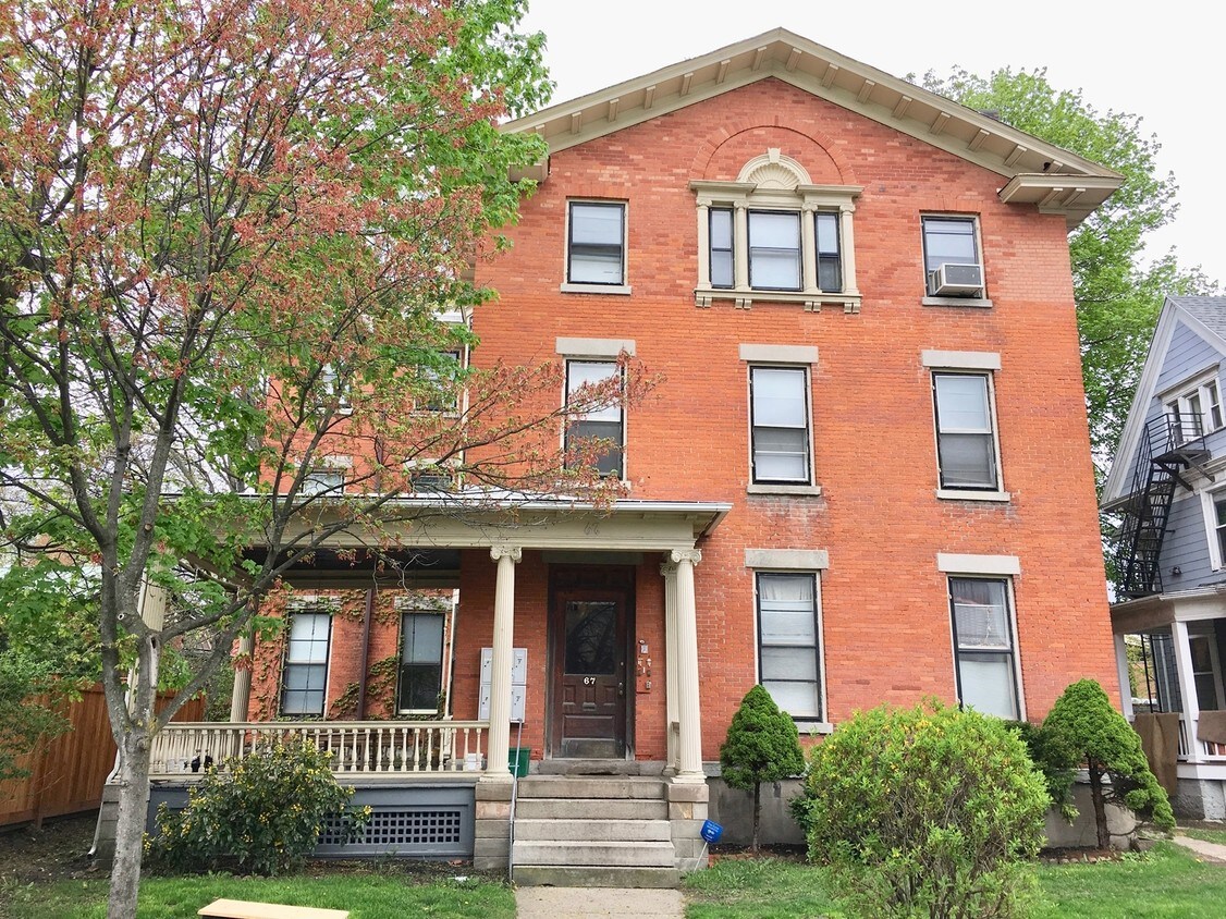 Primary Photo - 67 S Washington St