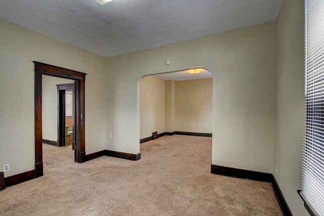 Building Photo - 3018 Avenue B