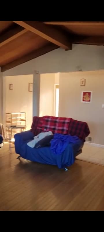 Building Photo - 215 Dennis Dr