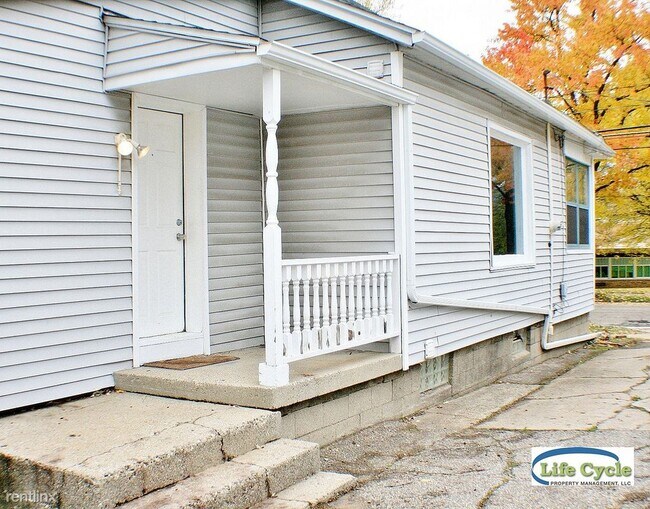 Foto del edificio - 3 br, 1 bath House - 826 Spencer St NE