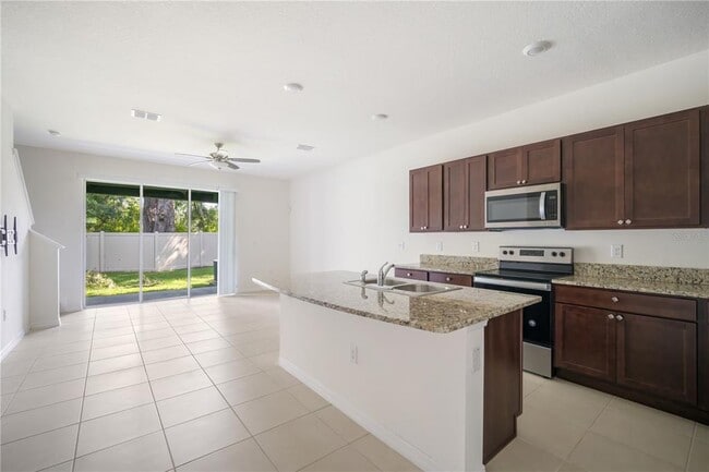 Building Photo - 3119 Pleasant Willow Ct