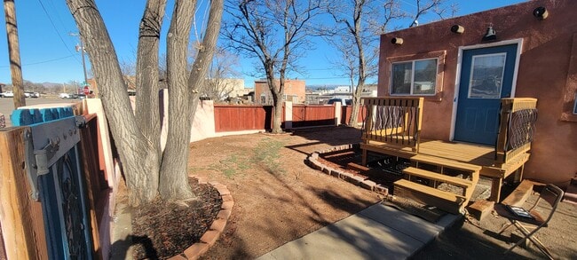 Building Photo - 1 Bedroom Home Near Downtown Florence