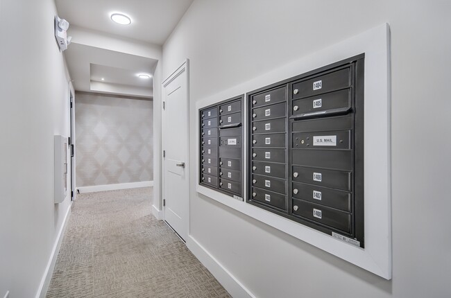 Building Photo - The Flats at Crossgates