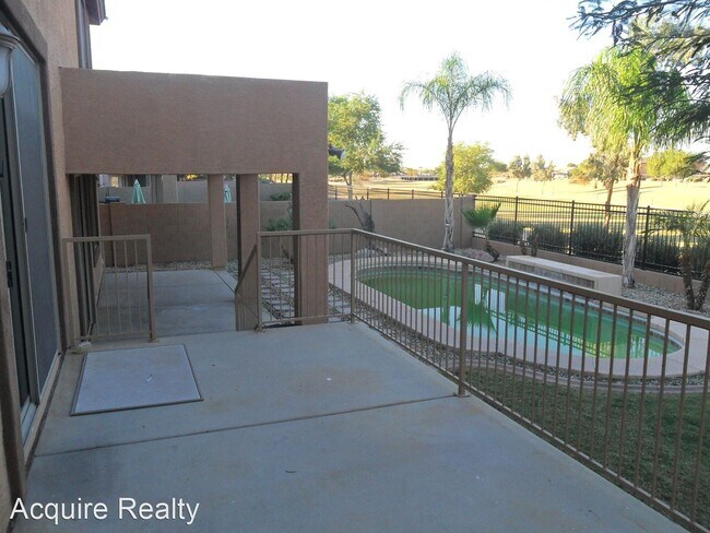 Building Photo - 4 br, 3.5 bath House - 2868 N 151st Avenue