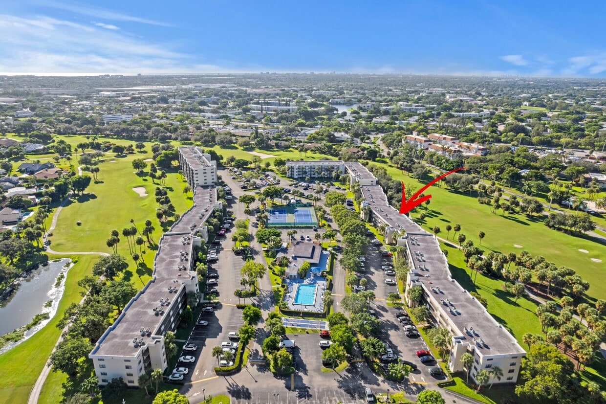 Primary Photo - 2450 Deer Creek Country Club Blvd