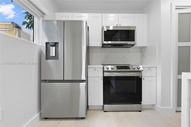 Foto del edificio - 129 SW 9th Ave