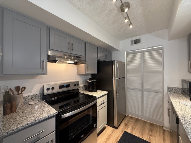 2BR,2BA - 1,063SF Kitchen - Hunters Run