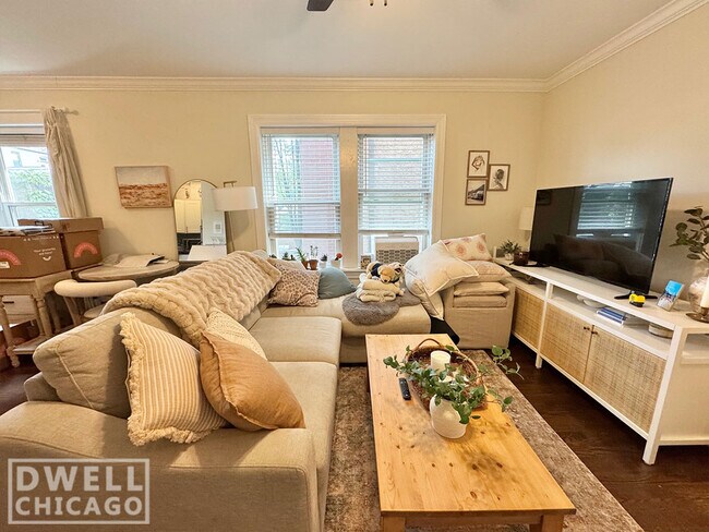Foto del edificio - 2127 N Dayton St