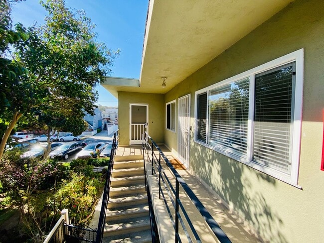 Foto del edificio - Great one bedroom one bath condo