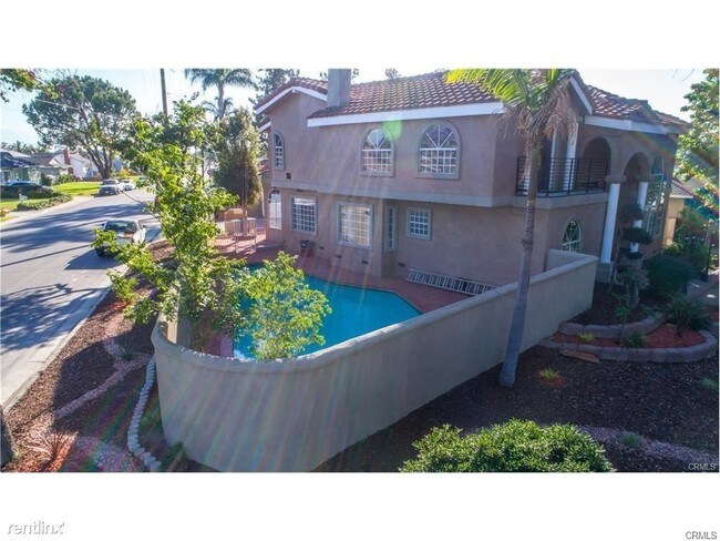 Foto del edificio - 7607 Shady Oak Dr