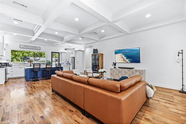 Foto del edificio - 5106 Cliff Haven Dr