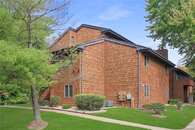 Primary Photo - 13831 Amiot Dr