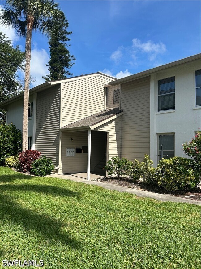 Building Photo - 5479 Peppertree Dr