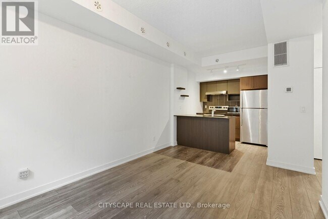 Photo du bâtiment - 1133 Cooke Blvd.