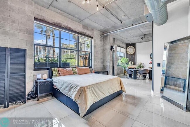 Foto del edificio - 411 NW 1st Ave