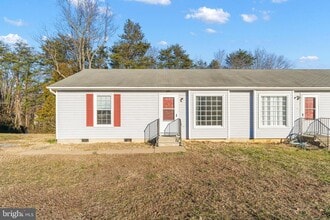 Building Photo - 2118 Kaiser Dr