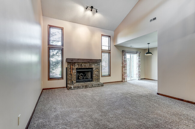 Building Photo - 6418 Langwood Blvd
