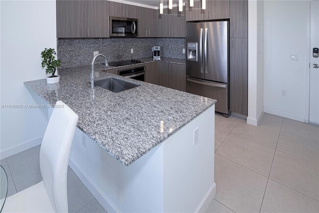 Foto del edificio - 5350 NW 84th Ave